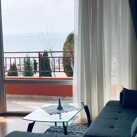Beautiful Apartment Right By The Sea, Sveti Vlas Εξωτερικό φωτογραφία