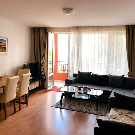 Beautiful Apartment Right By The Sea, Sveti Vlas Εξωτερικό φωτογραφία