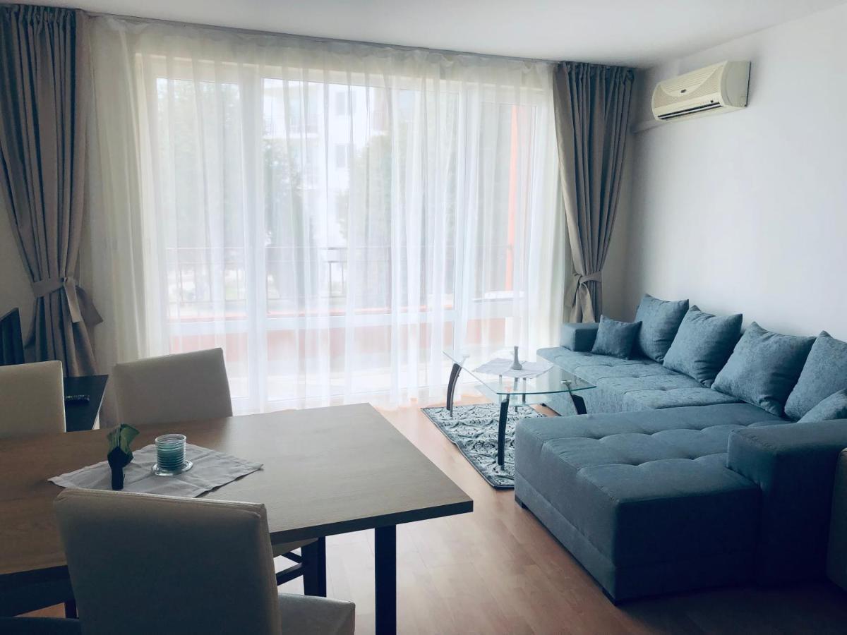 Beautiful Apartment Right By The Sea, Sveti Vlas Εξωτερικό φωτογραφία