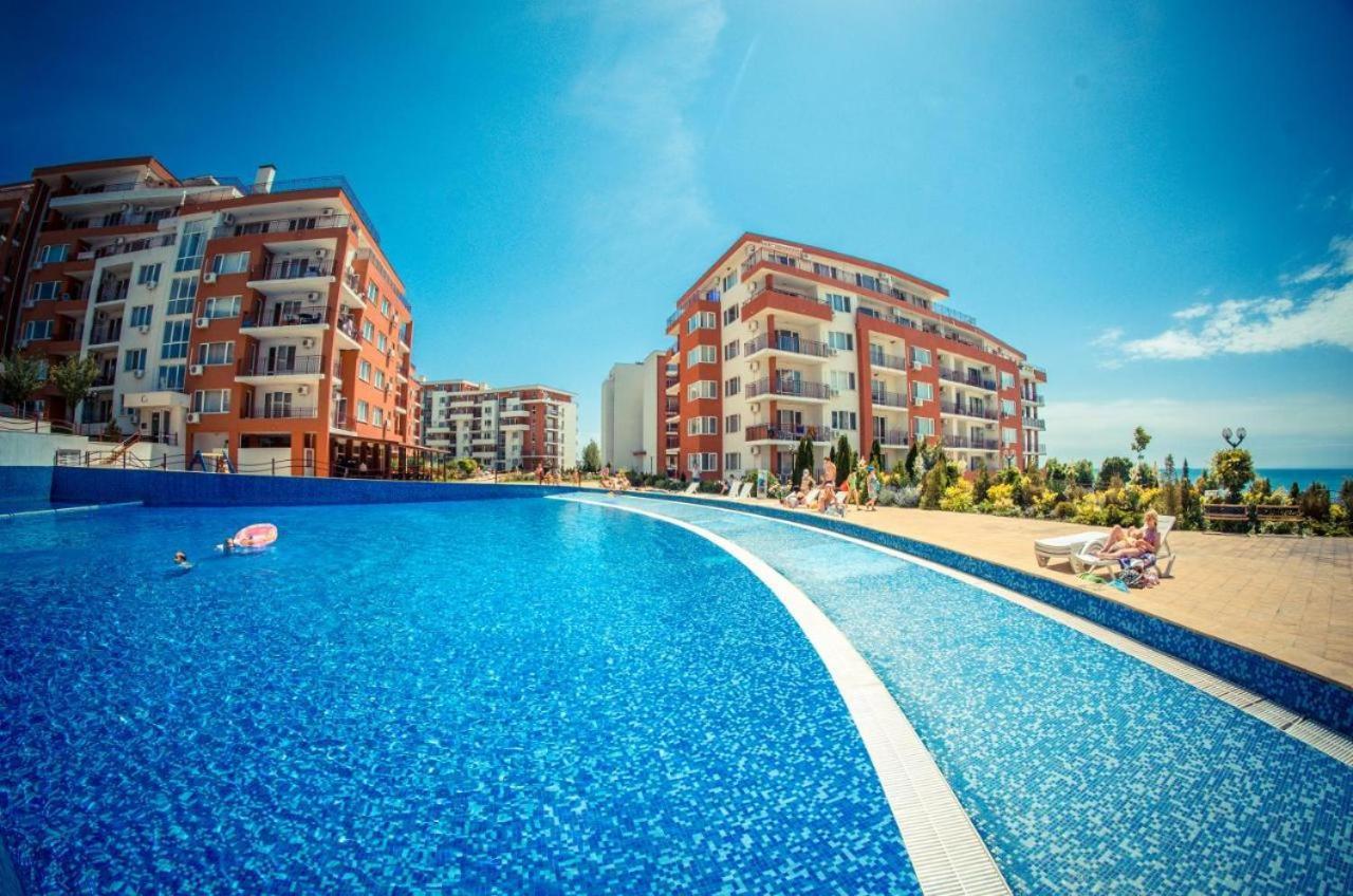 Beautiful Apartment Right By The Sea, Sveti Vlas Εξωτερικό φωτογραφία