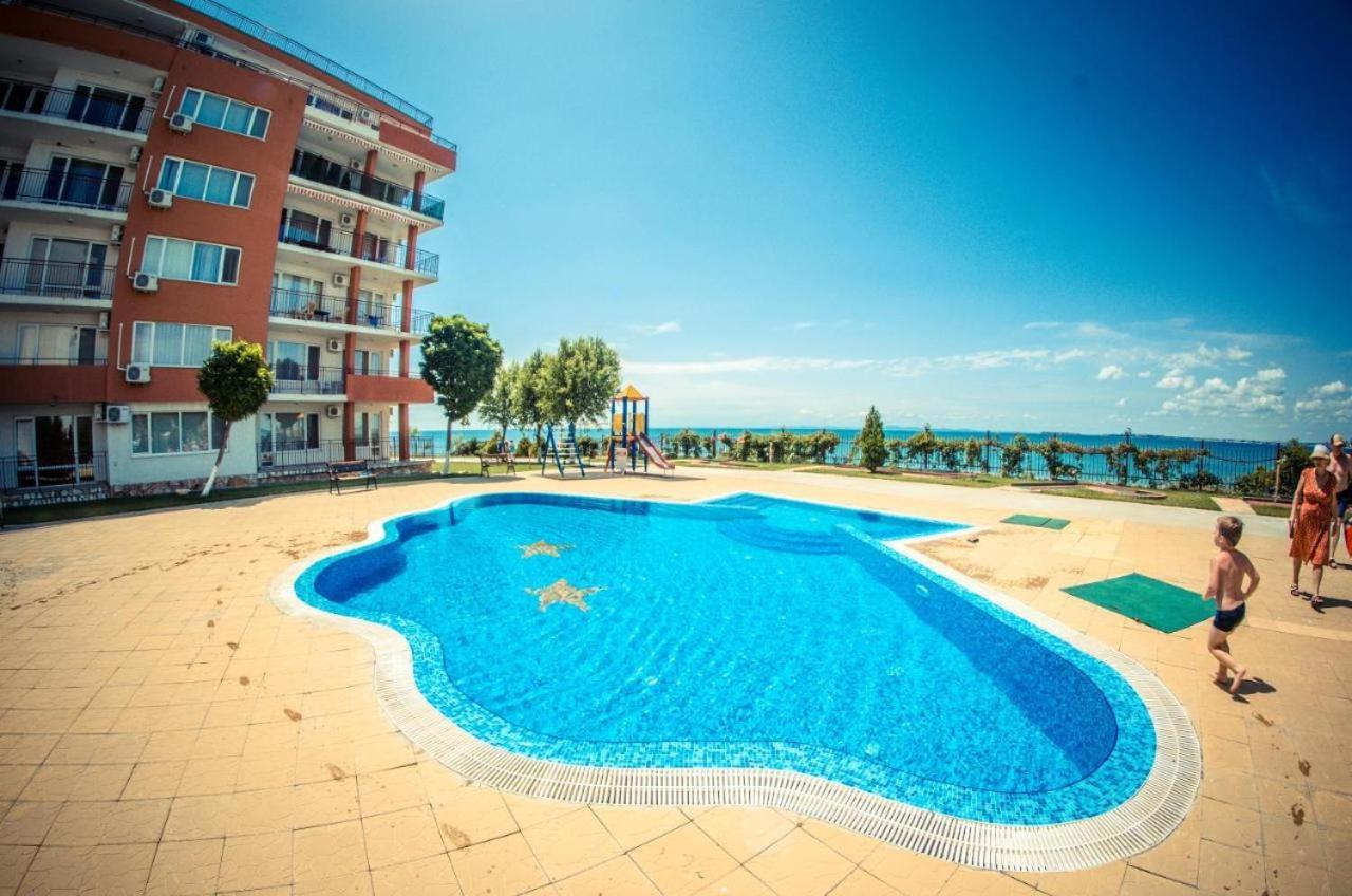 Beautiful Apartment Right By The Sea, Sveti Vlas Εξωτερικό φωτογραφία