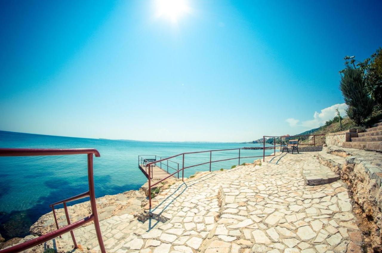 Beautiful Apartment Right By The Sea, Sveti Vlas Εξωτερικό φωτογραφία