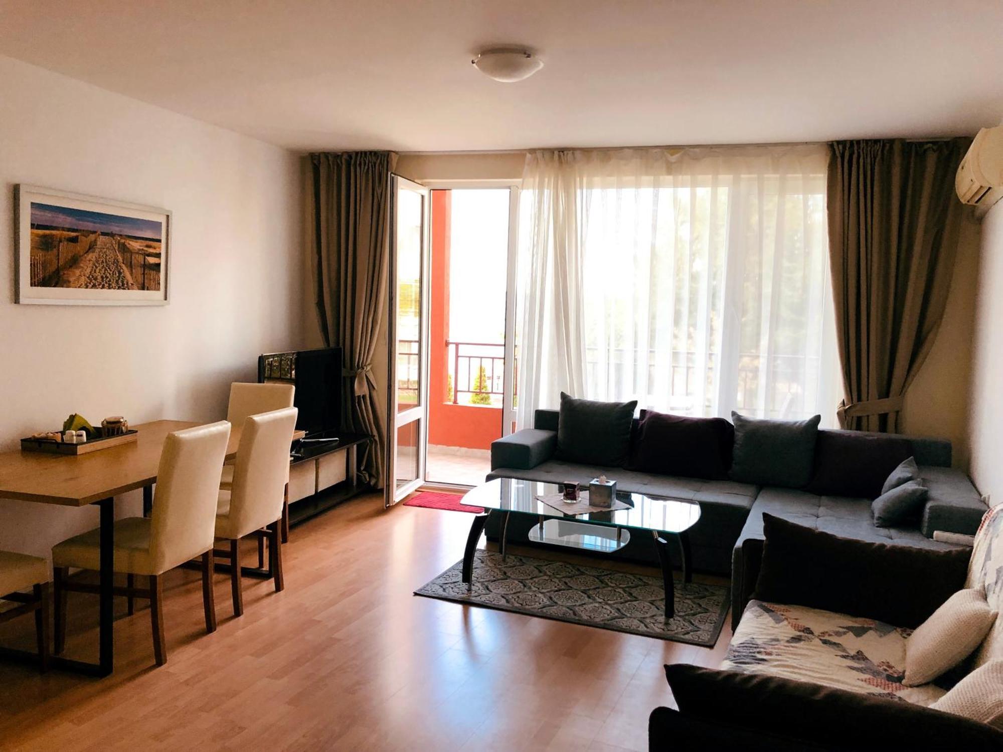 Beautiful Apartment Right By The Sea, Sveti Vlas Εξωτερικό φωτογραφία